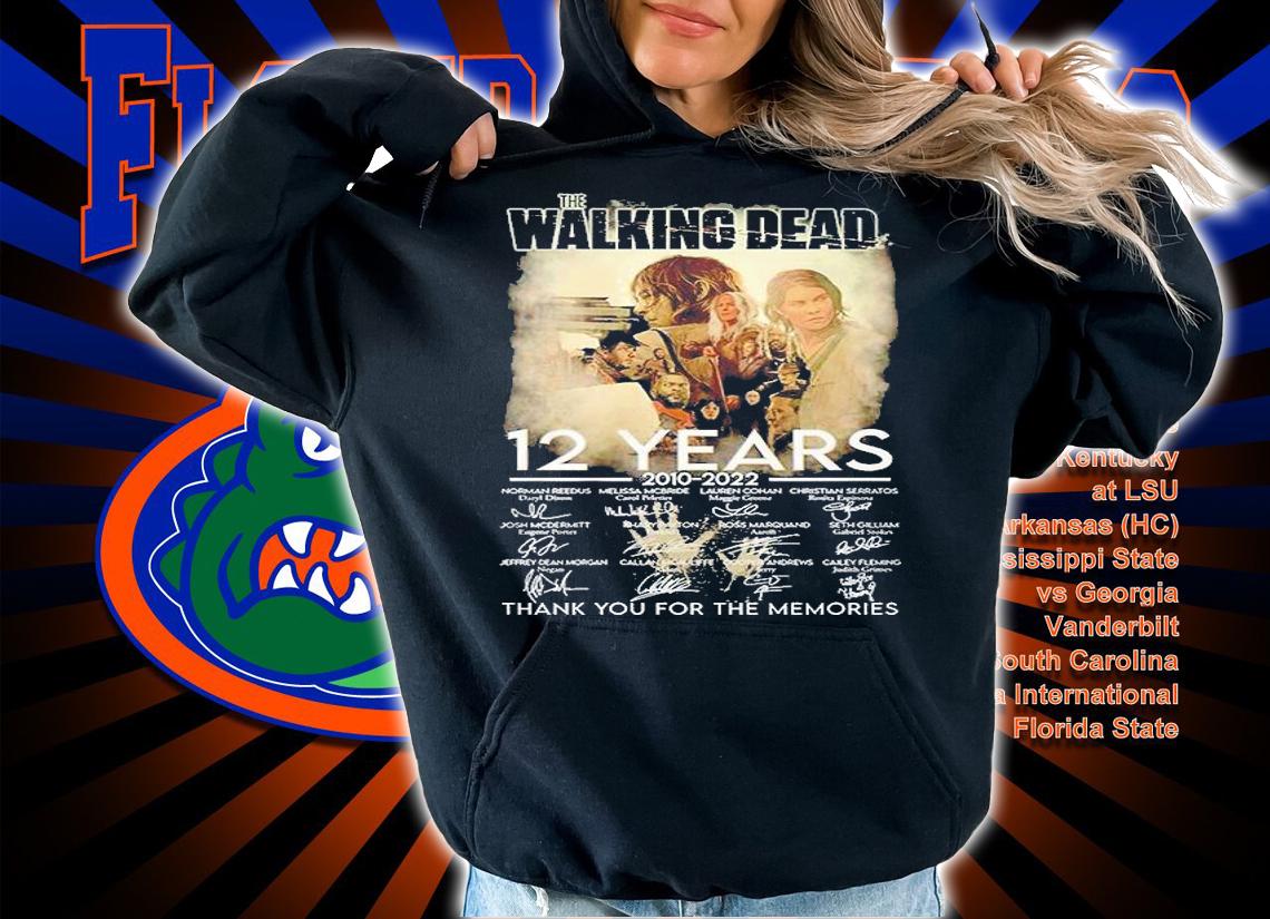 The Walking Dead 12 Years 2010 2022 Thak You For The Memories Signatures T-Shirt