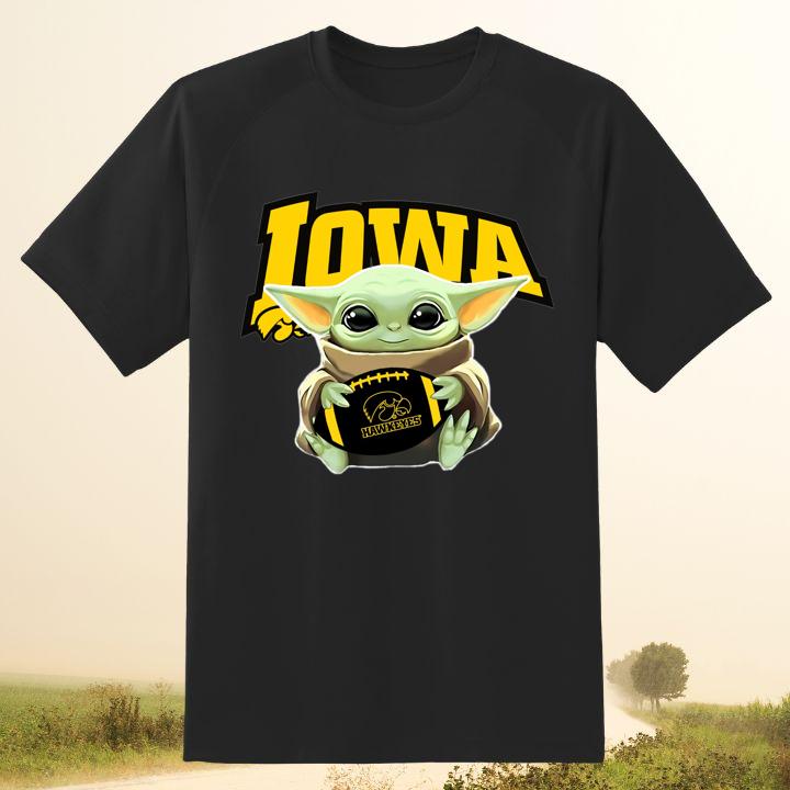 Star Wars Baby Yoda Iowa Hawkeyes T-Shirt - Perfect Fan Gift